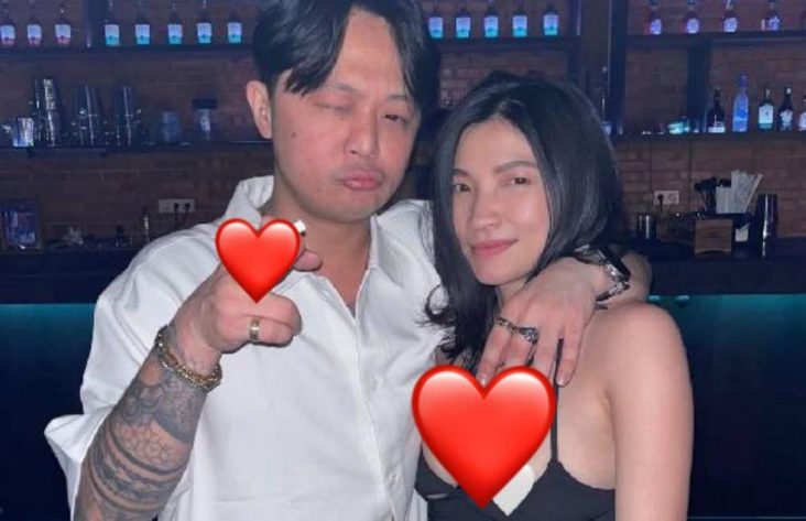 DJ Bravy viral di media sosial gegara foto dengan Isteri Virtual. (Foto: Instagram)